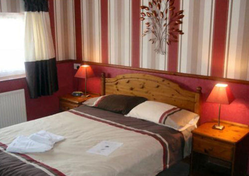 Boathouse Hotel
